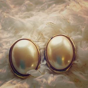 Liz Claiborne vintage earrings